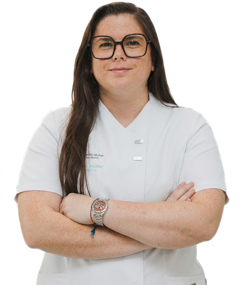https://www.clinicajoseemilio.es/wp-content/uploads/2026/03/CaridadIsabel.png